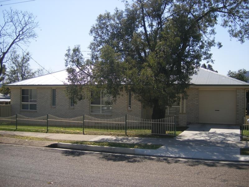 30 Phillip Street, Tamworth NSW 2340