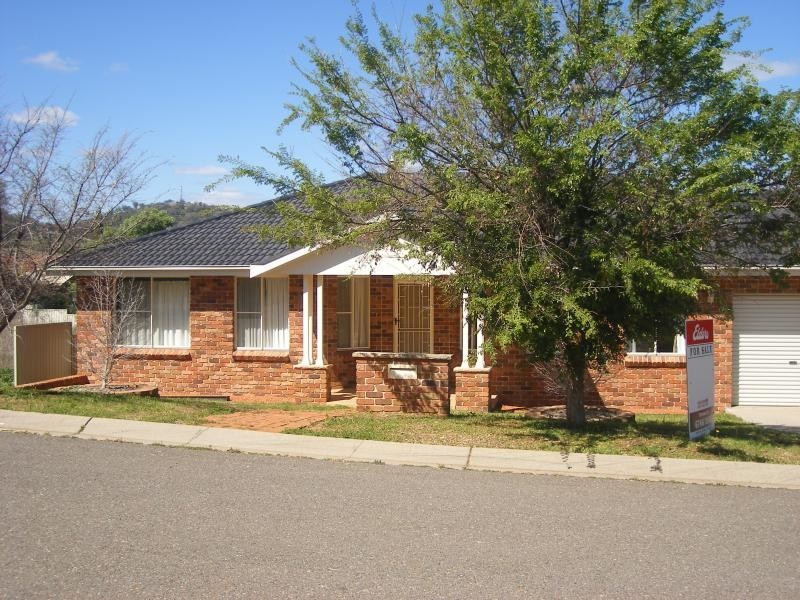5 Oliver Street, Tamworth NSW 2340