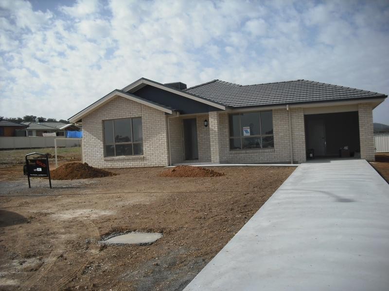 5 Lilly Pilly Court, Tamworth NSW 2340