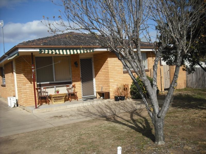 1/25 Margaret Street, Tamworth NSW 2340