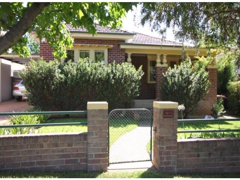 East Tamworth NSW 2340