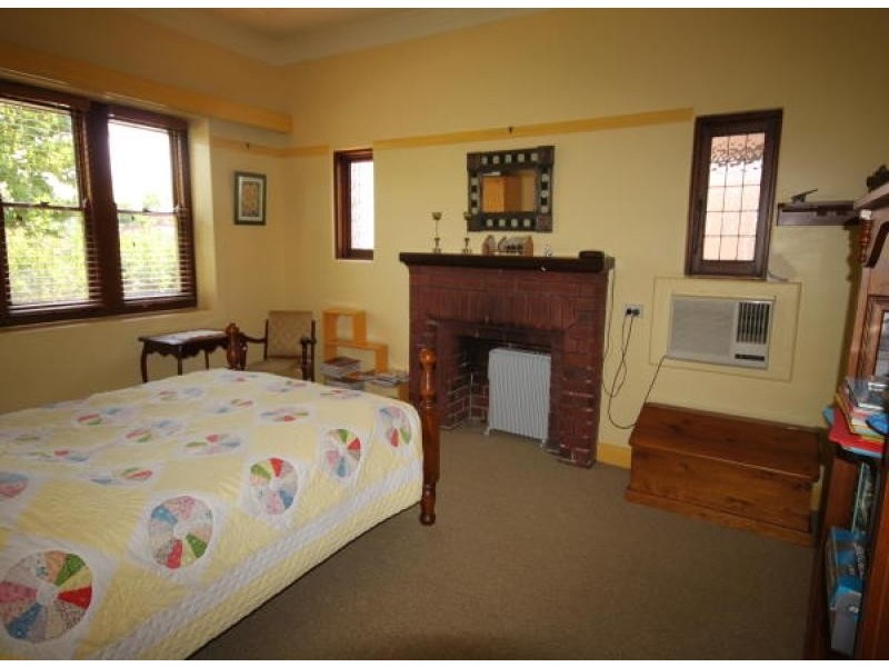 East Tamworth NSW 2340