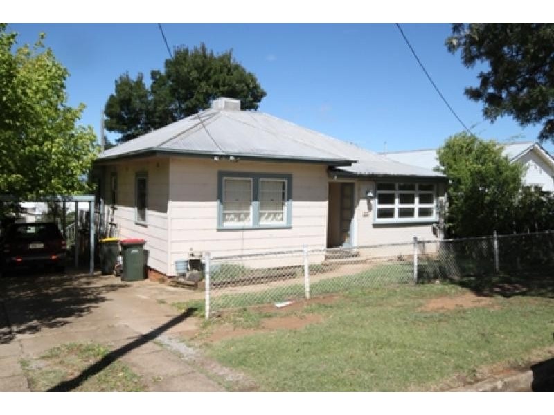 East Tamworth NSW 2340