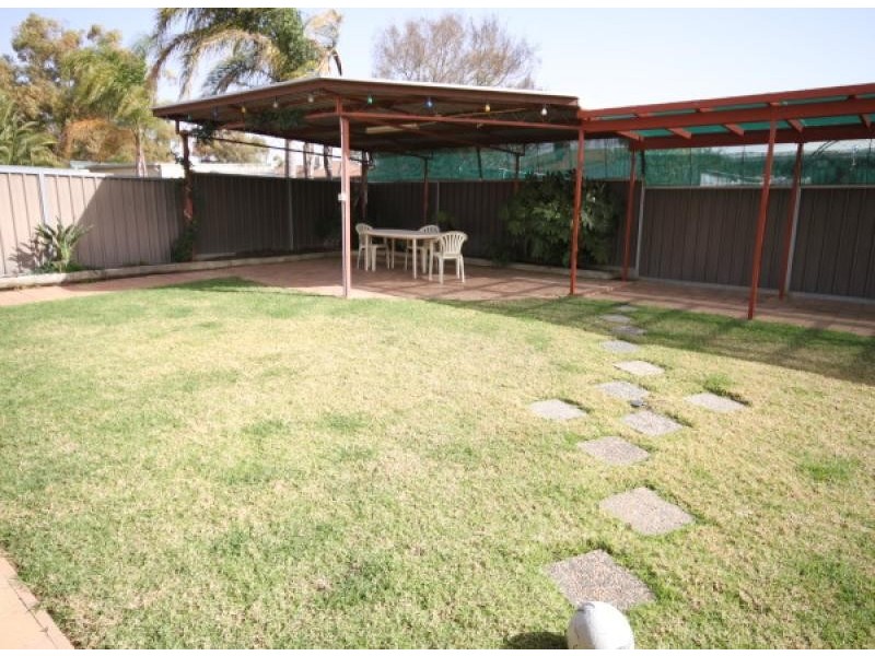 69 Blaxland Way, Tamworth NSW 2340