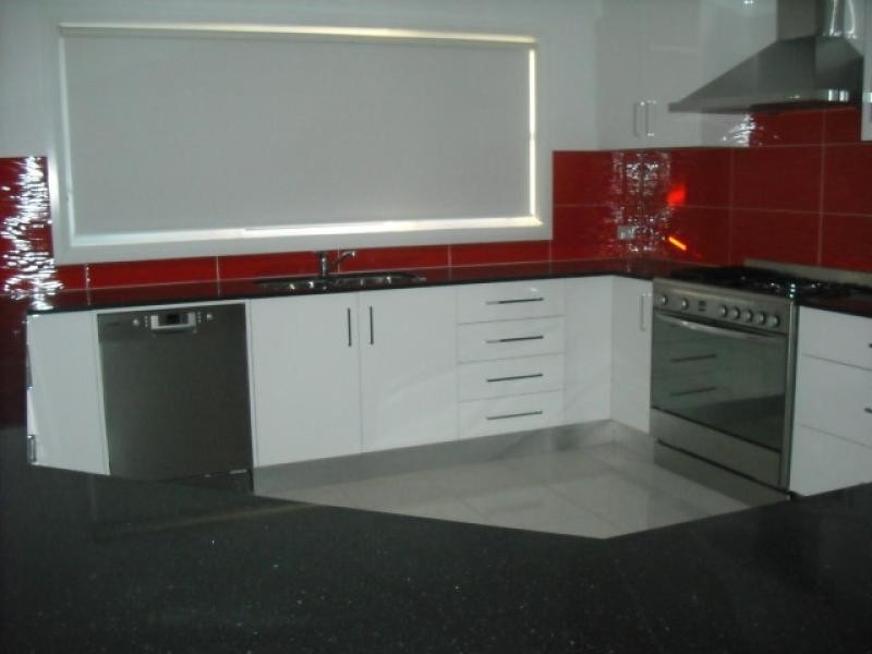 60 The Heights, Tamworth NSW 2340