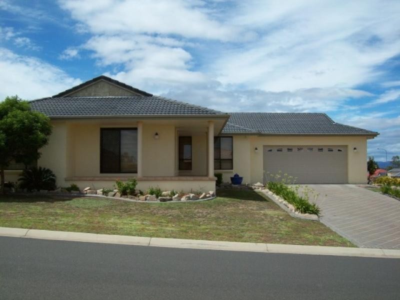 45 Wahroonga Drive, Tamworth NSW 2340