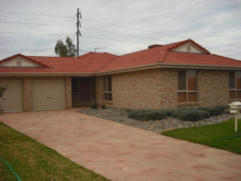 40 Wahroonga Drive, Tamworth NSW 2340