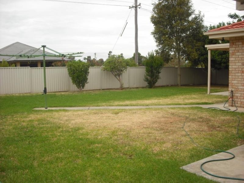 40 Wahroonga Drive, Tamworth NSW 2340