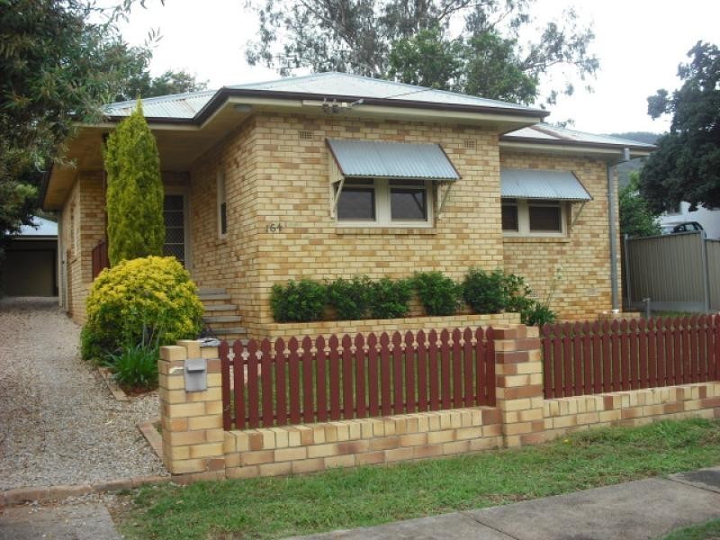 164 Carthage Street, Tamworth NSW 2340