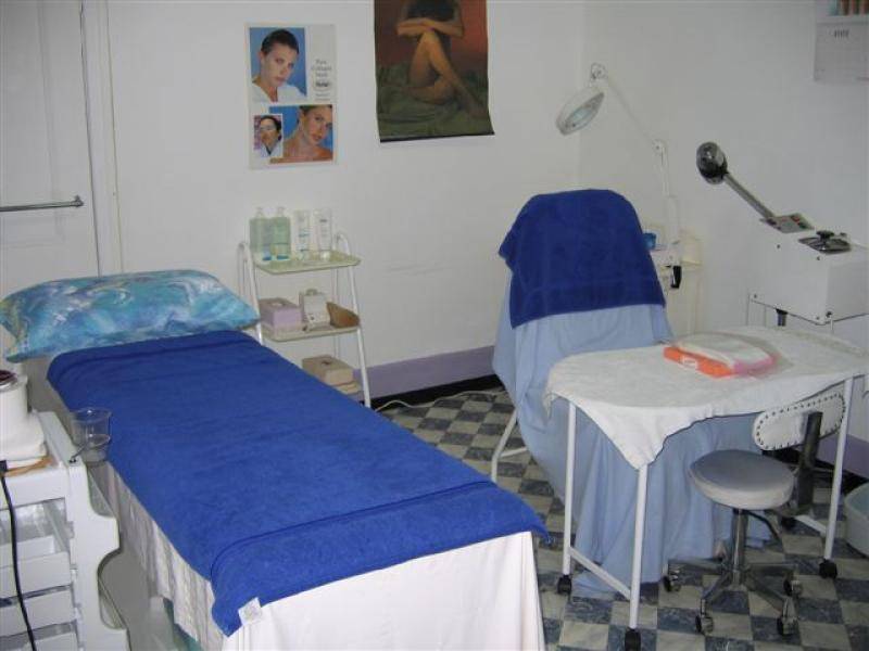 35 BATES STREET, Merredin WA 6415