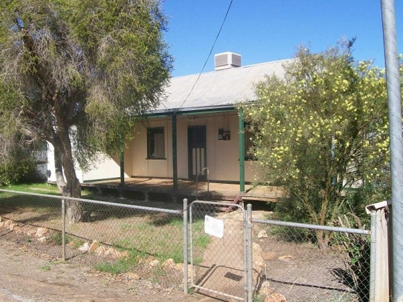 74 Altair Street, Southern Cross WA 6426