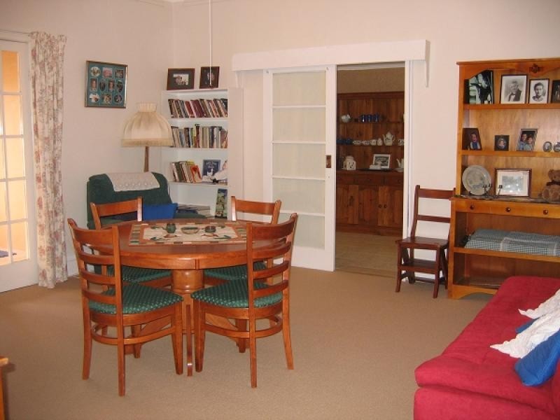 37 Connelly Street, Kellerberrin WA 6410