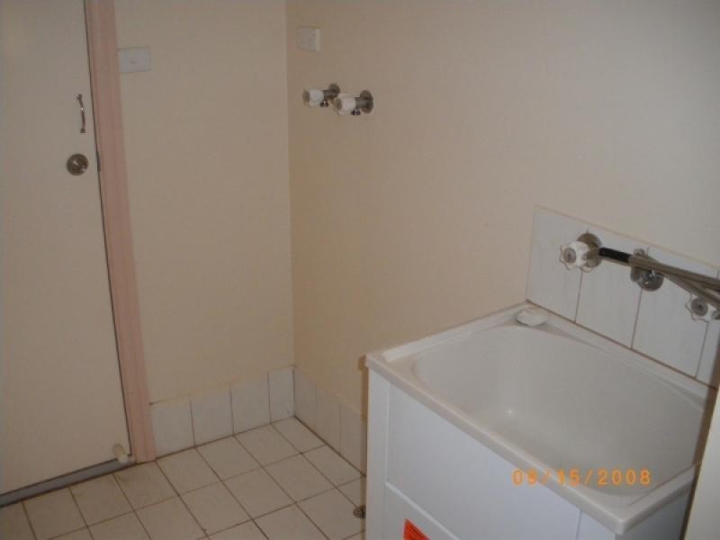 2 B Phoenix Street, Southern Cross WA 6426