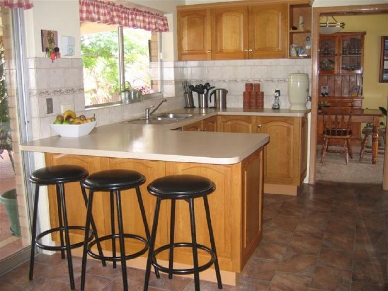 9 Hammond St, Kellerberrin WA 6410