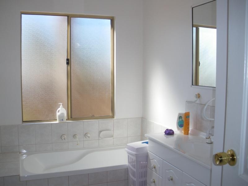 86 Sirius St, Southern Cross WA 6426