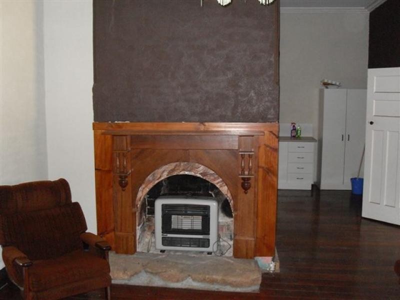 4 Massingham Street, Kellerberrin WA 6410