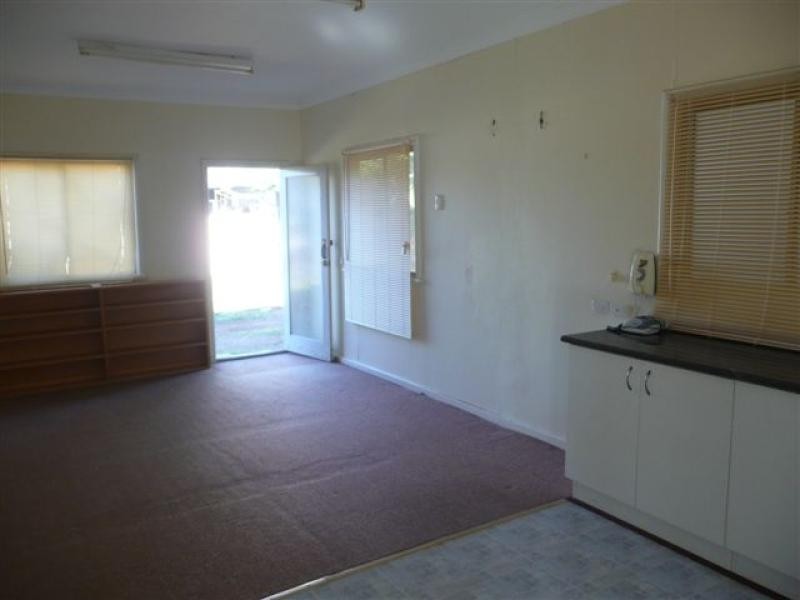 98 Graham Street, Kondinin WA 6367