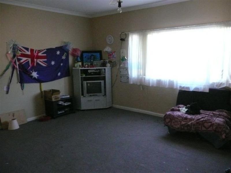 98 Graham Street, Kondinin WA 6367