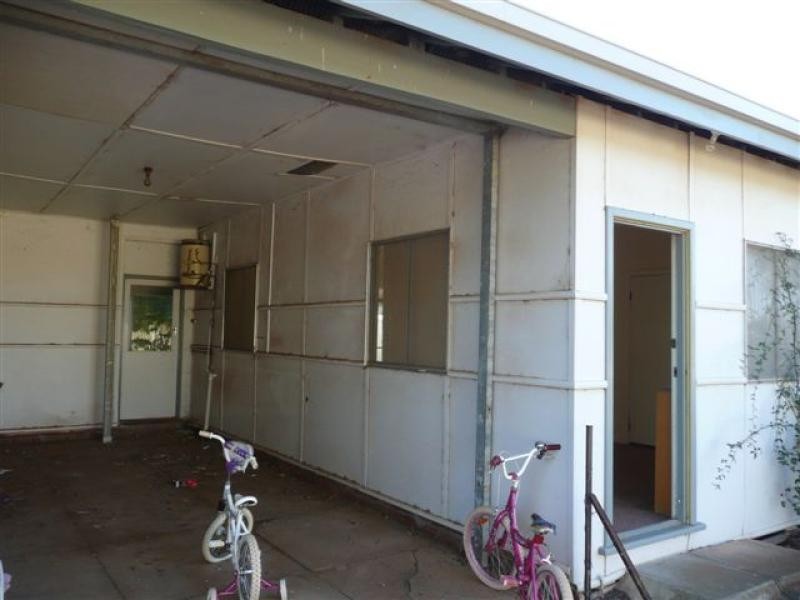 98 Graham Street, Kondinin WA 6367