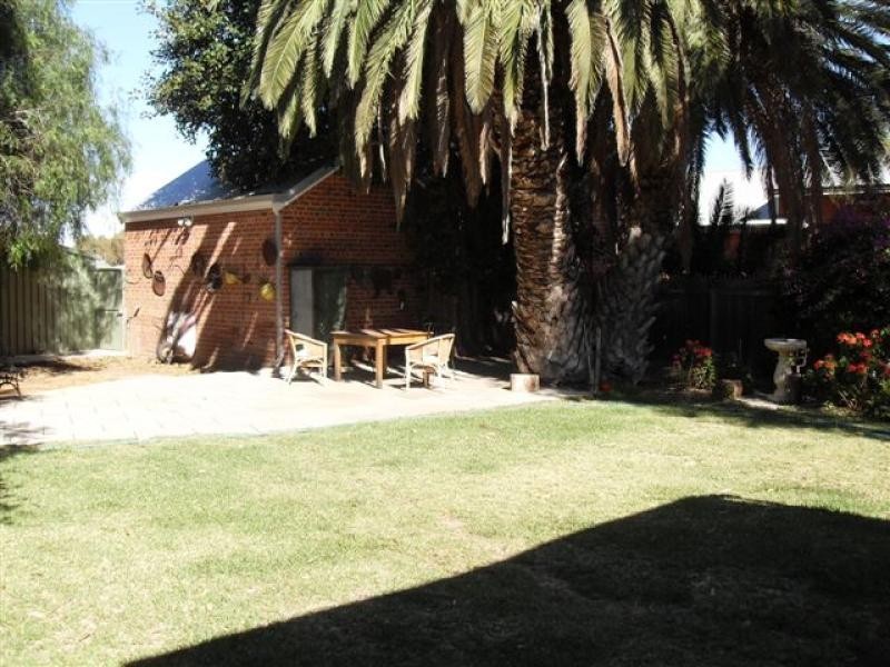 60 Massingham Street, Kellerberrin WA 6410