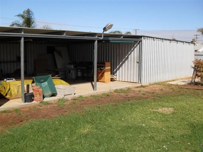 76 SPICA STREET, Southern Cross WA 6426