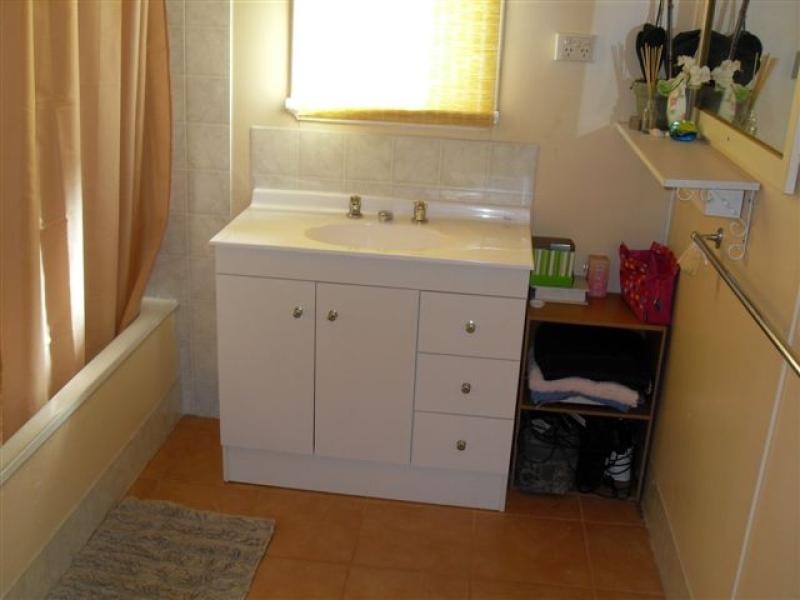 76 SPICA STREET, Southern Cross WA 6426