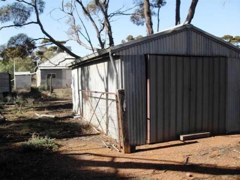 17 QUARTZ STREET, Westonia WA 6423