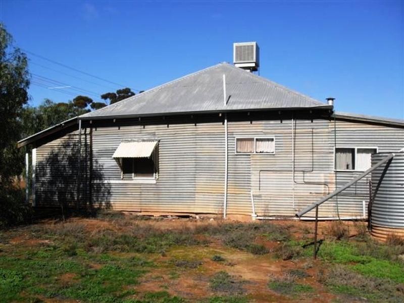 17 QUARTZ STREET, Westonia WA 6423