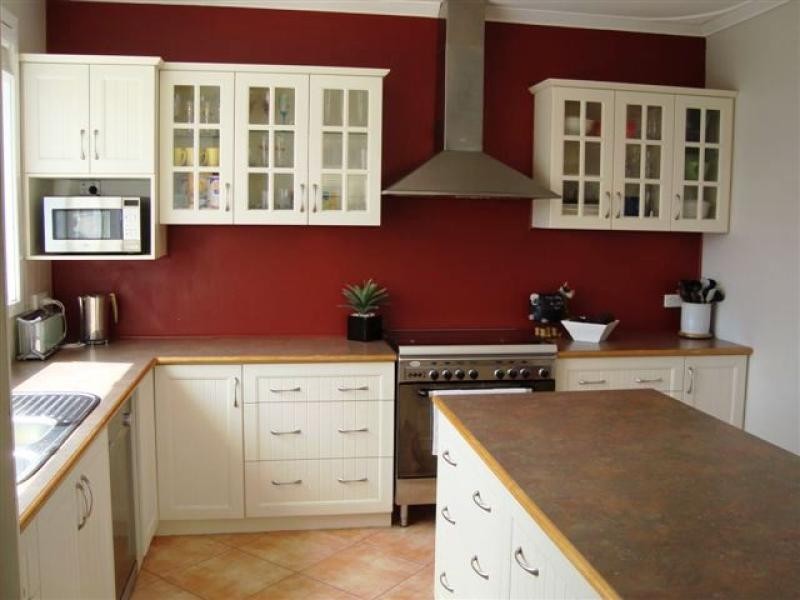 12 Muscat Street, Merredin WA 6415