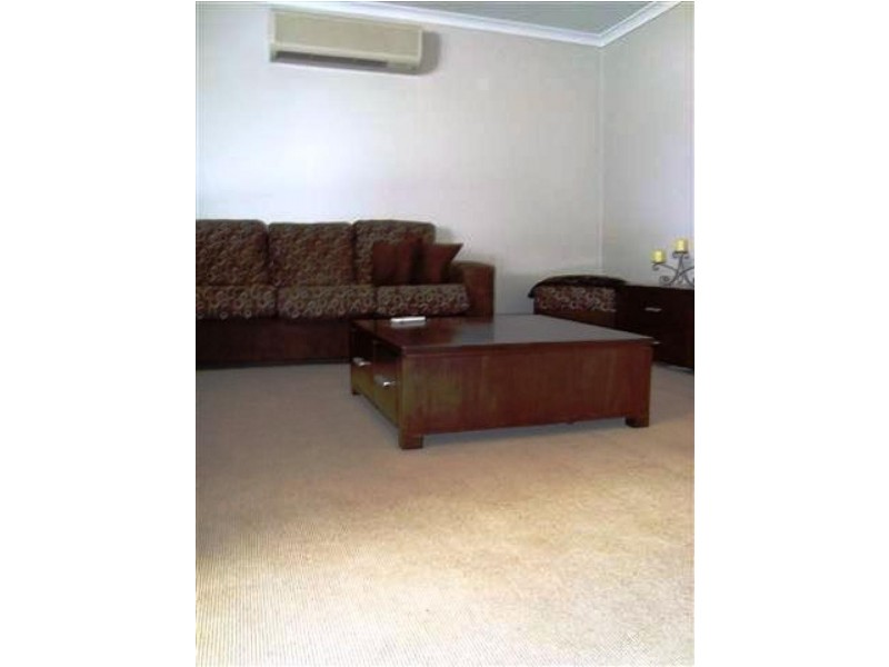 12 Muscat Street, Merredin WA 6415