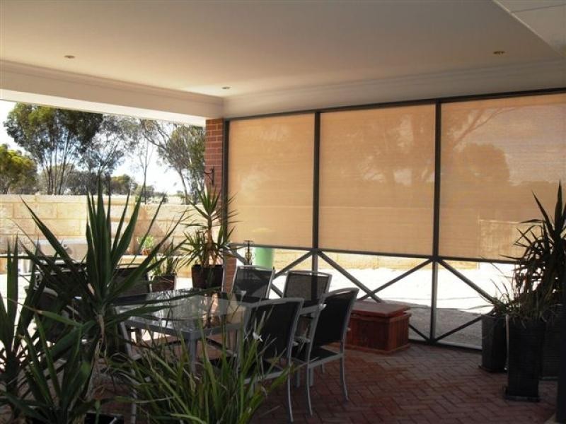 11 Caridi Close, Merredin WA 6415