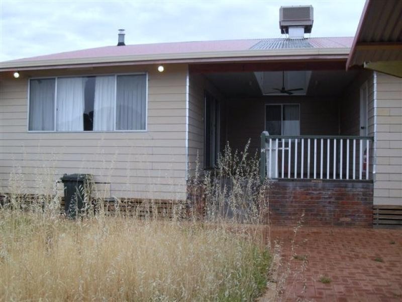 101 Altair Street, Southern Cross WA 6426