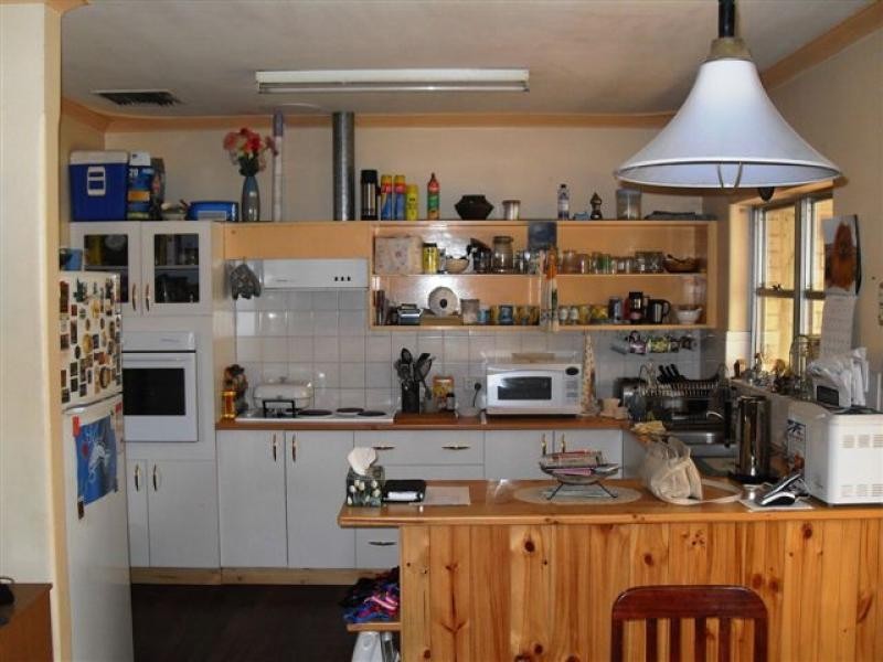 15 Woolgar Avenue, Merredin WA 6415