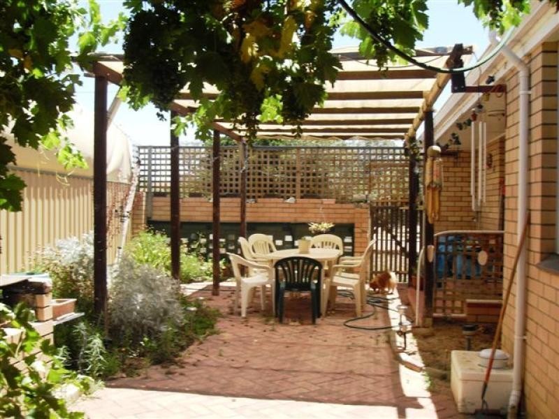 15 Woolgar Avenue, Merredin WA 6415