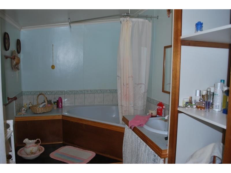 66 Forrest Street, Kellerberrin WA 6410