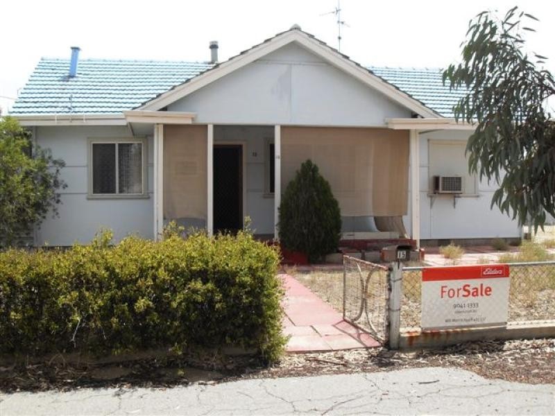15 Mitchell Street, Kellerberrin WA 6410