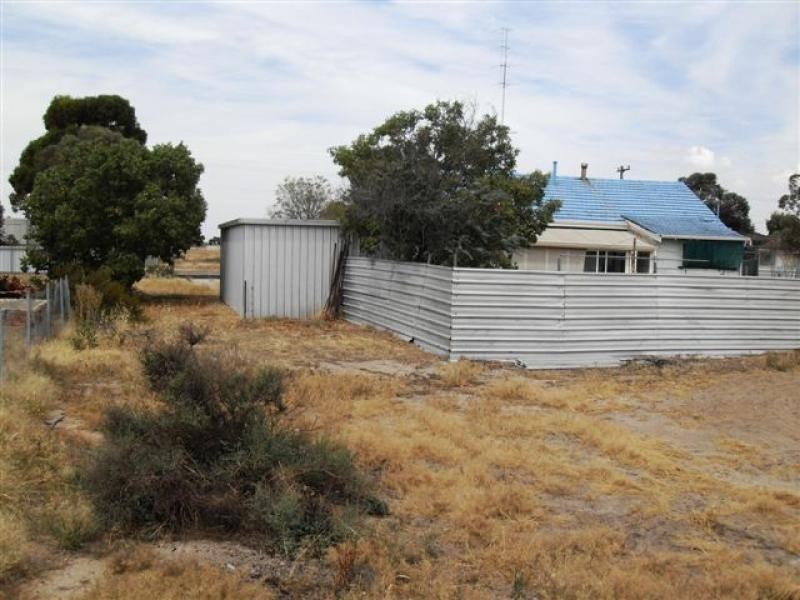 15 Mitchell Street, Kellerberrin WA 6410