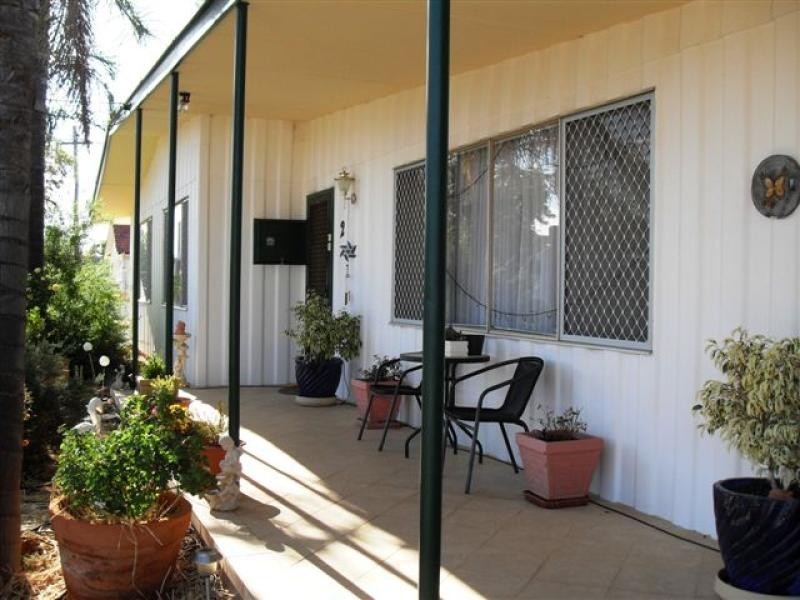 2 Boyd Street, Merredin WA 6415