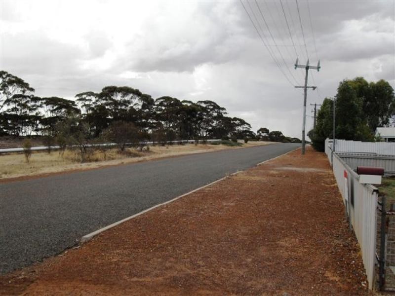 27 Taurus Street, Southern Cross WA 6426