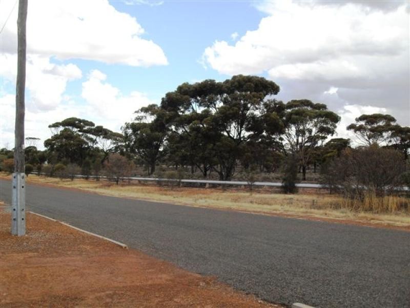 27 Taurus Street, Southern Cross WA 6426