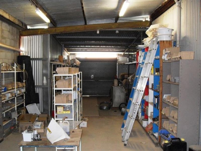 37 Bates Street, Merredin WA 6415