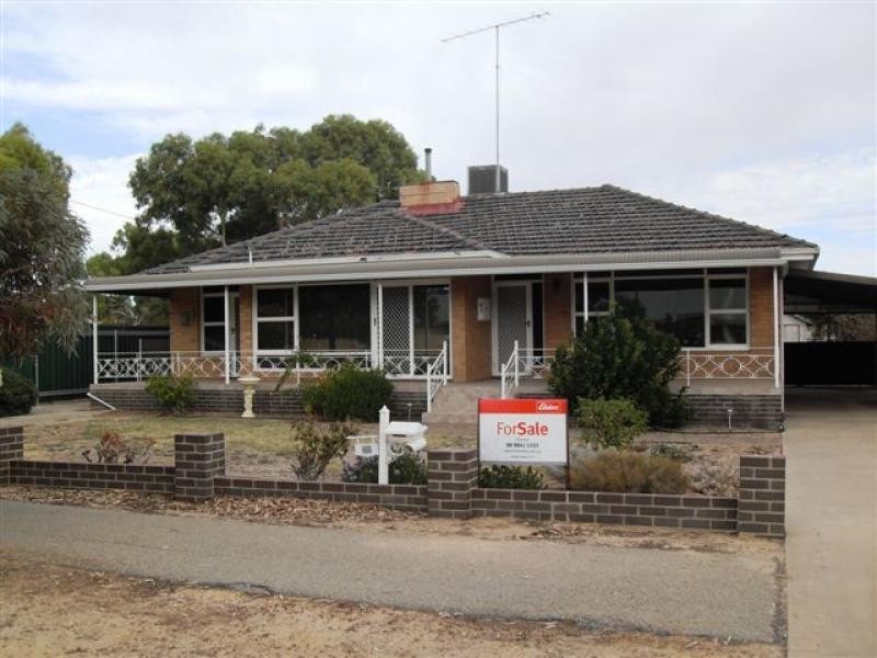 43 South Avenue, Merredin WA 6415