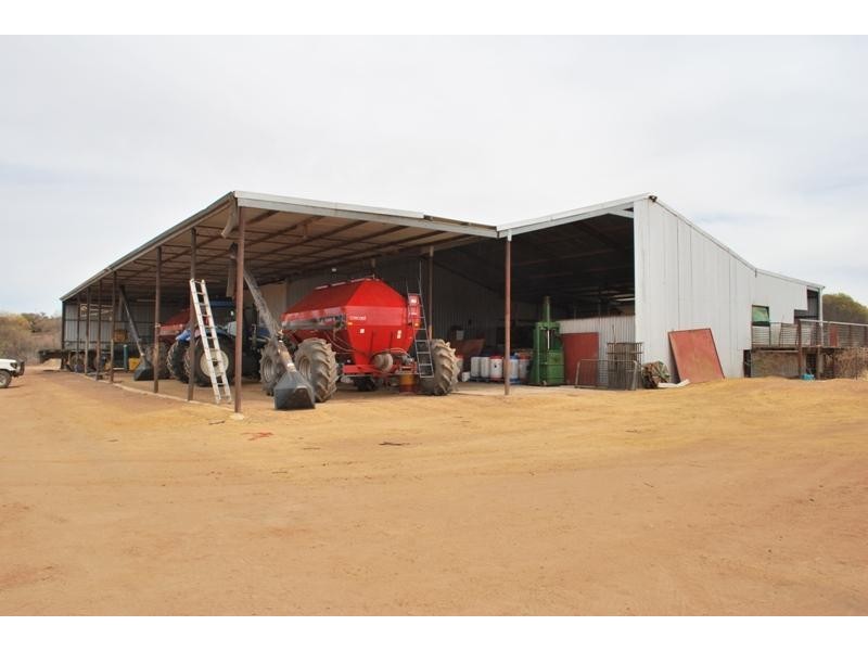 Warralakin WA 6421