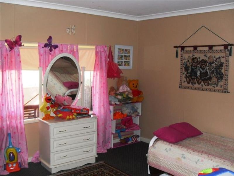 40 Gamenya Avenue, Merredin WA 6415