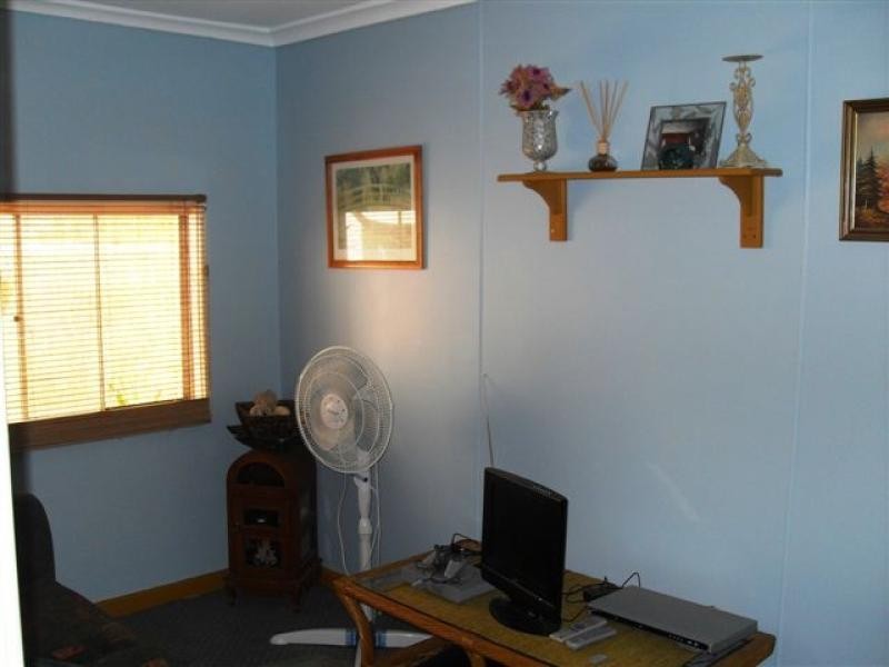 40 Gamenya Avenue, Merredin WA 6415