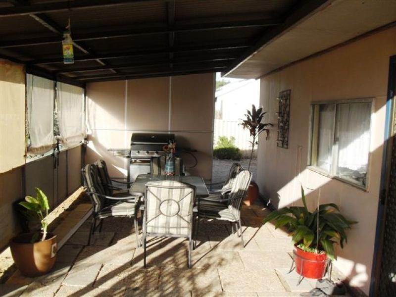 40 Gamenya Avenue, Merredin WA 6415