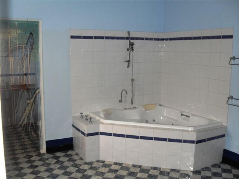 35 Bates Street, Merredin WA 6415