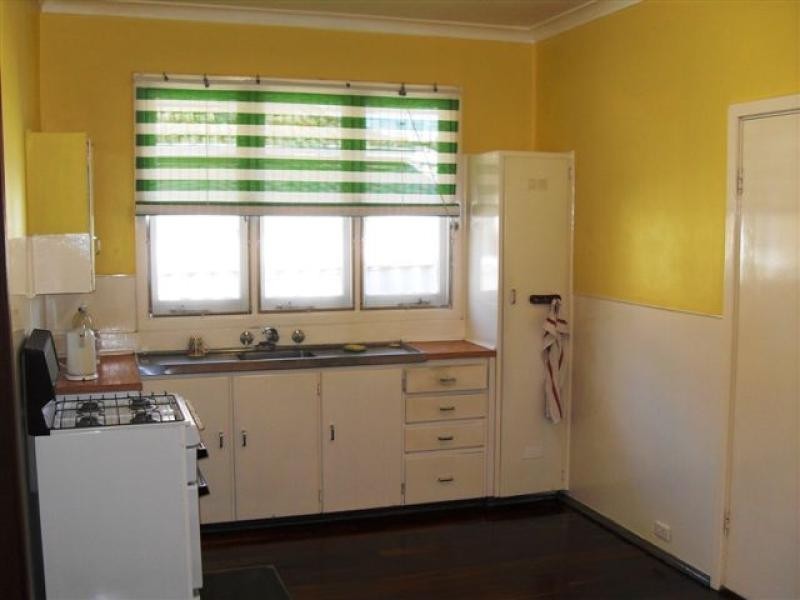 3 Bower Street, Merredin WA 6415