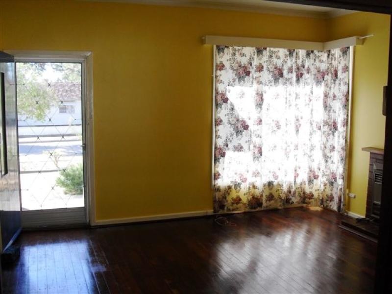 3 Bower Street, Merredin WA 6415