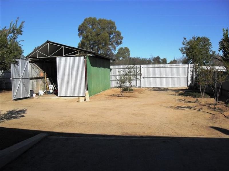 3 Bower Street, Merredin WA 6415